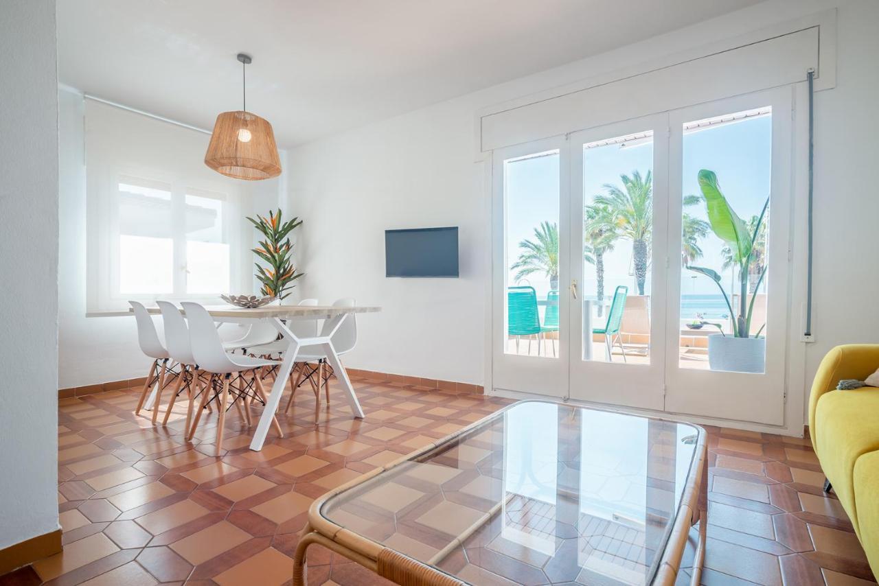 Beach House Cambrils Apartamento En Primera Linea De Playa ภายนอก รูปภาพ